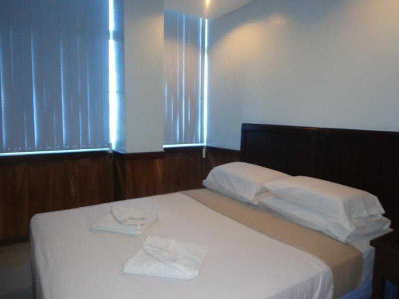 Alu Hotel Davao Exterior photo